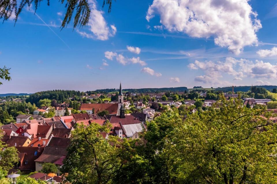 Landhotel Tanneneck - Ideal Fuer Gruppen, Familien Und Hunde Леффінген Екстер'єр фото